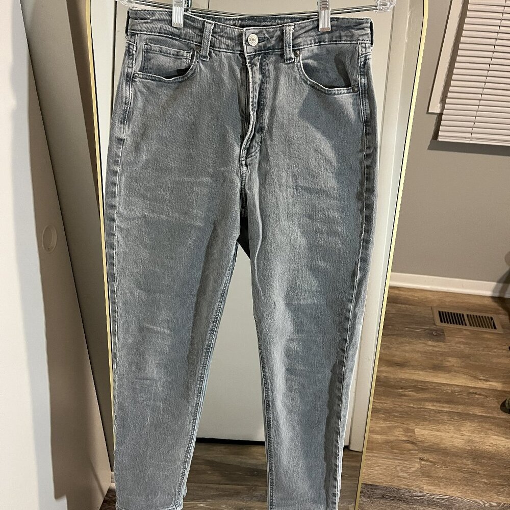 AE Stretch Mom Jean
